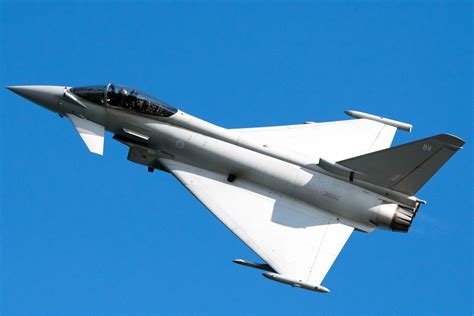 Eurofighter Typhoon Vs F Campus Sdh