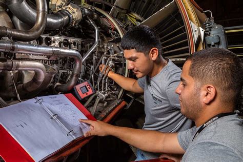 12 Aircraft Mechanic Apprenticeship Tips For Quick Certification