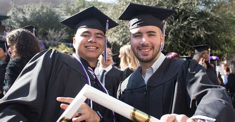 12 Graduation Day Strategies To Impress Your Family