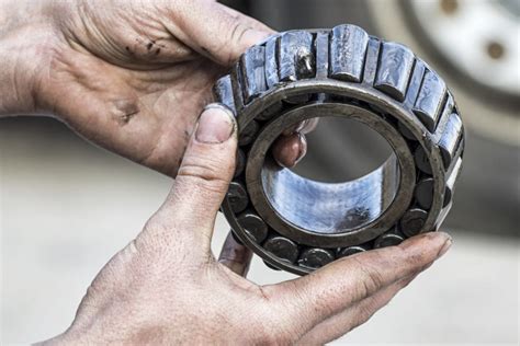 15 Common Signs Of Worn Wheel Bearings