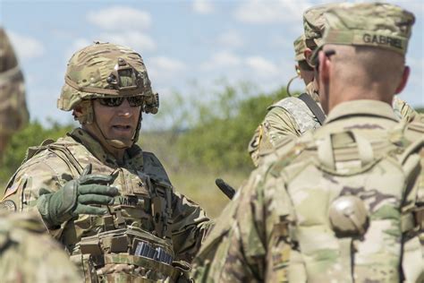 Army Infantry: Unveiling The Role & Responsibilities