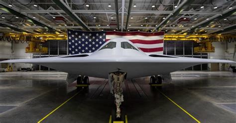 B 21 Raider See New Photos Of Air Force Amp 39 S Stealth Bomber