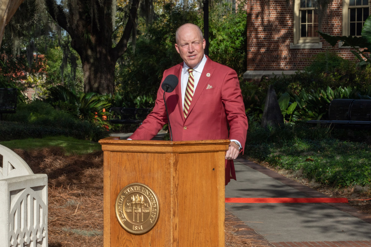 Fsu Honors President Emeritus Thrasher S Legacy With New Bronze Statue