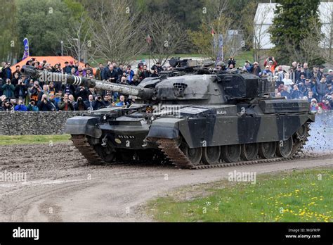 Fv4201 Chieftain Main Battle Tank The Fv4201 Chieftain Was Battle