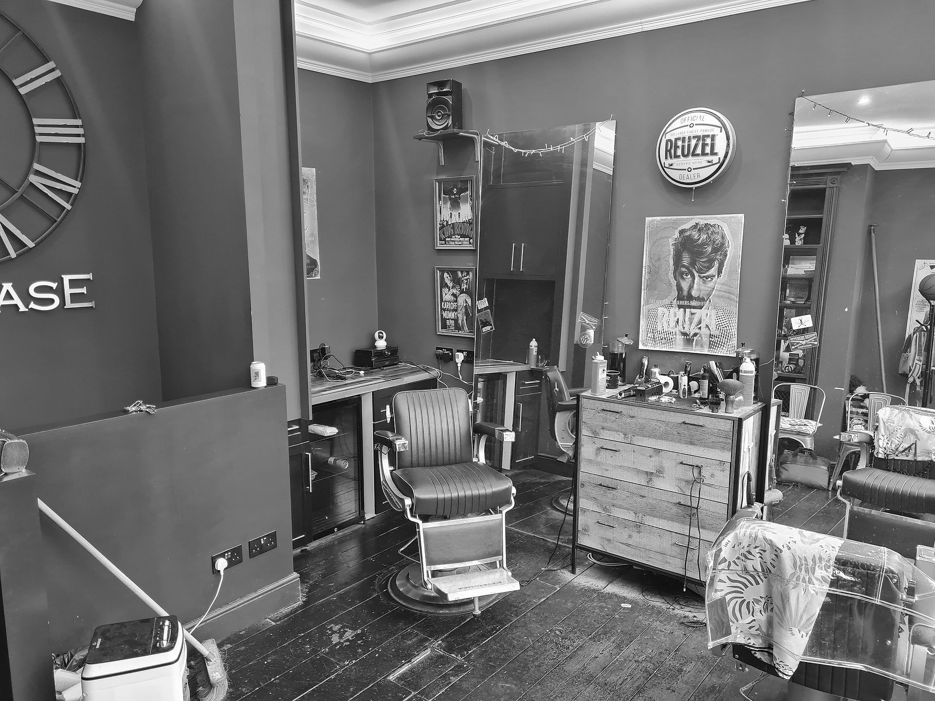 Hills Barber Shop: Revitalize Your Style With Precision Cuts - Campus SDH