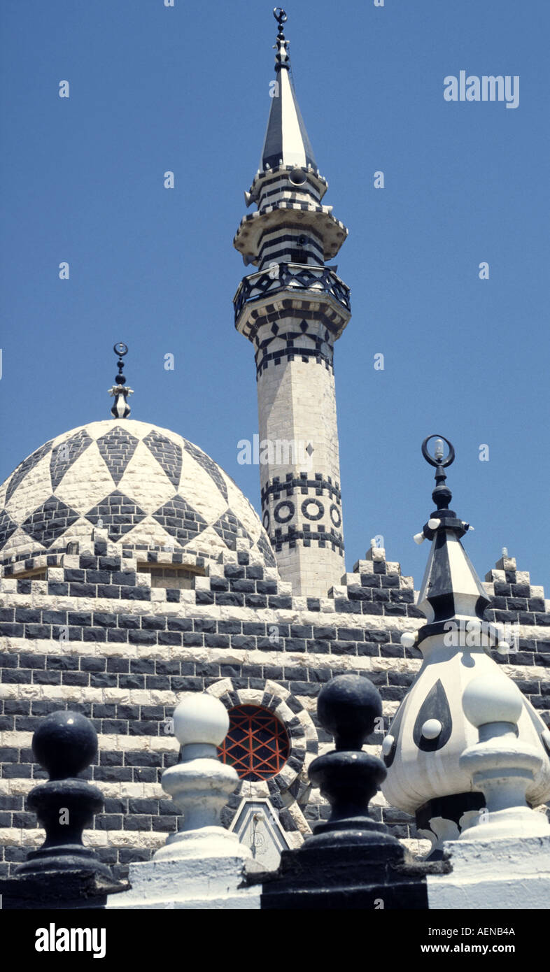 King Abdullah Mosque In Downtown Photo