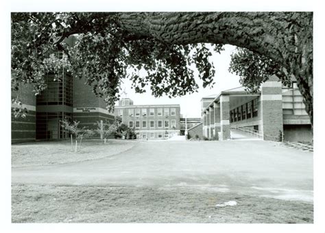 Knowles Andrew C Iii Facilities Management Umass Amherst