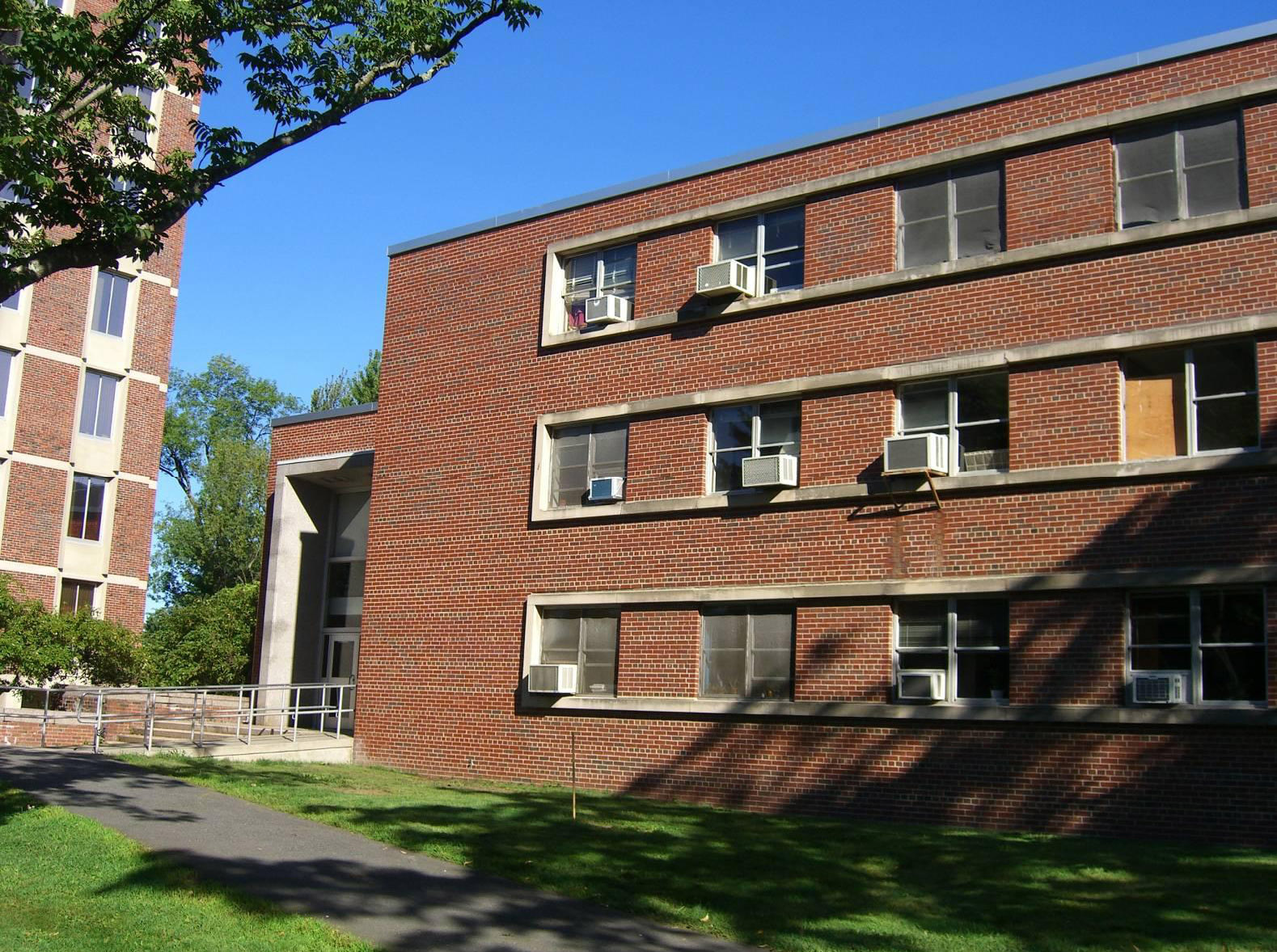 Machmer Hall Umass: Explore Residence Life - Campus SDH