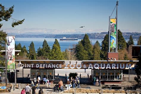 Point Defiance Zoo Aquarium