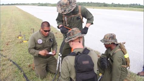 U S Marines Install Arresting Gear During Forager Fury Youtube