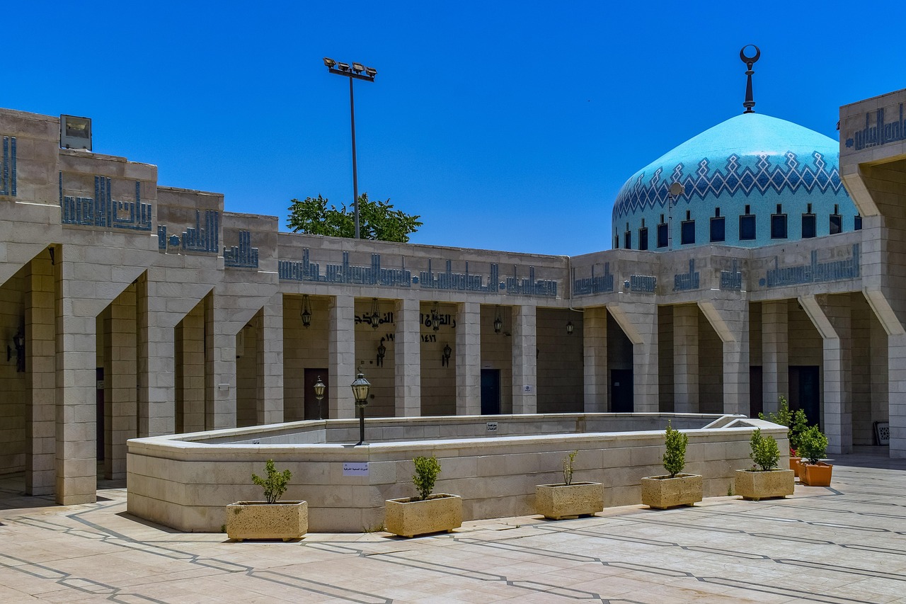 What Is King Abdullah Mosque? A Visitor's Guide