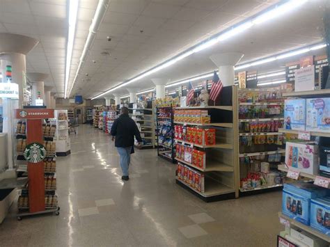 What Is Moffett Field Commissary? Shop Smart Guide