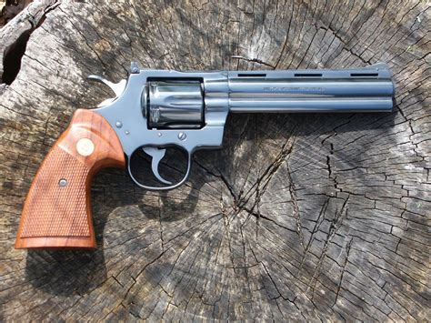 What Makes Colt 44 Magnum Python? Best Gun Choice