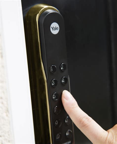 Yale Keyfree Connected Smart Lock