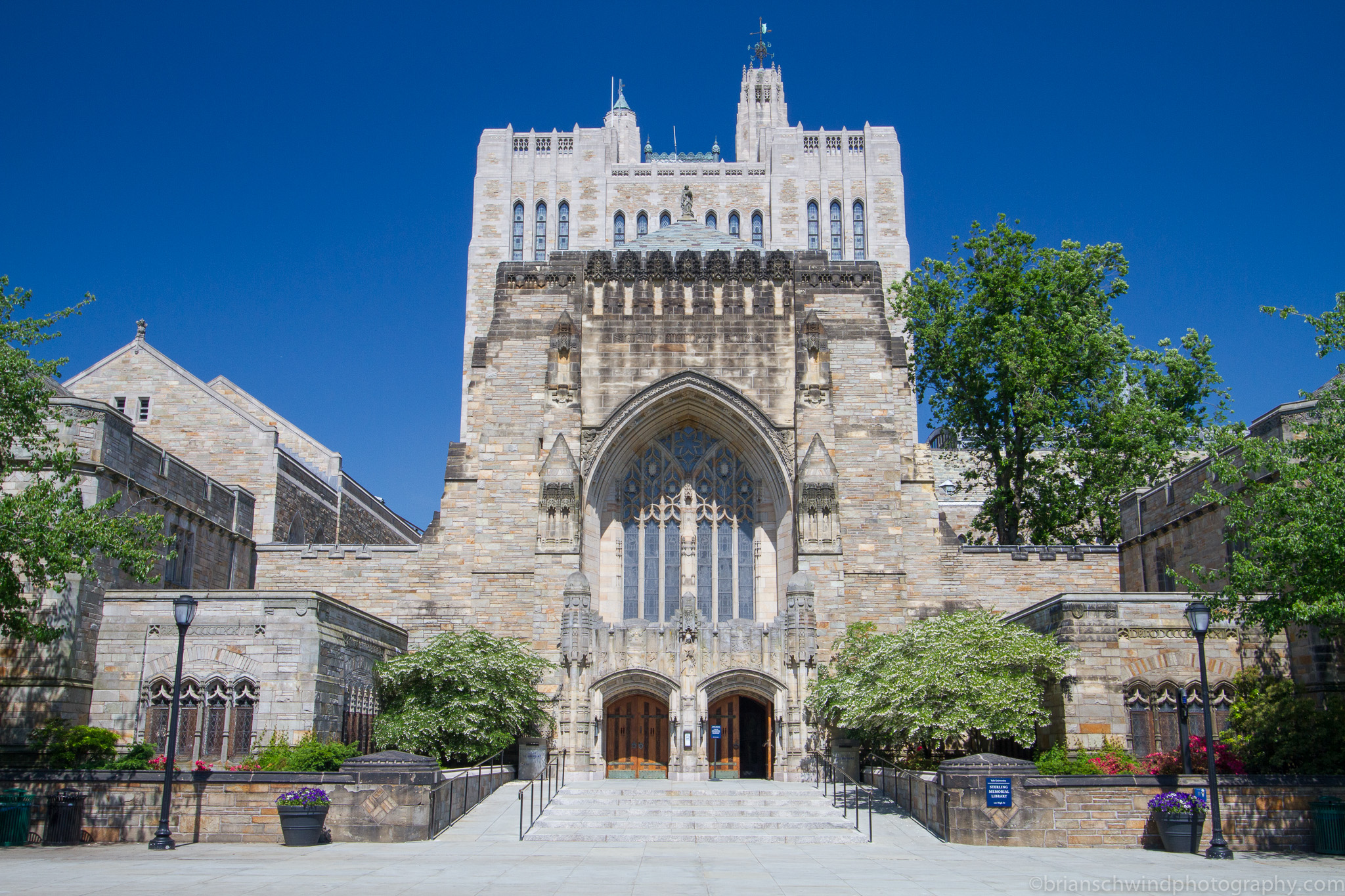 Yale University Summer Language Camp Yale New Haven Connecticut Usa